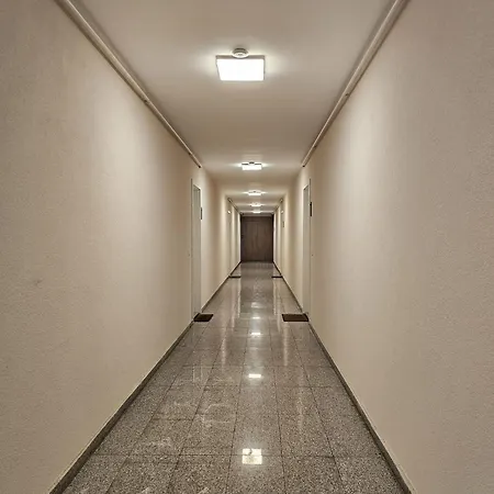 Coresi Mall Luxury *